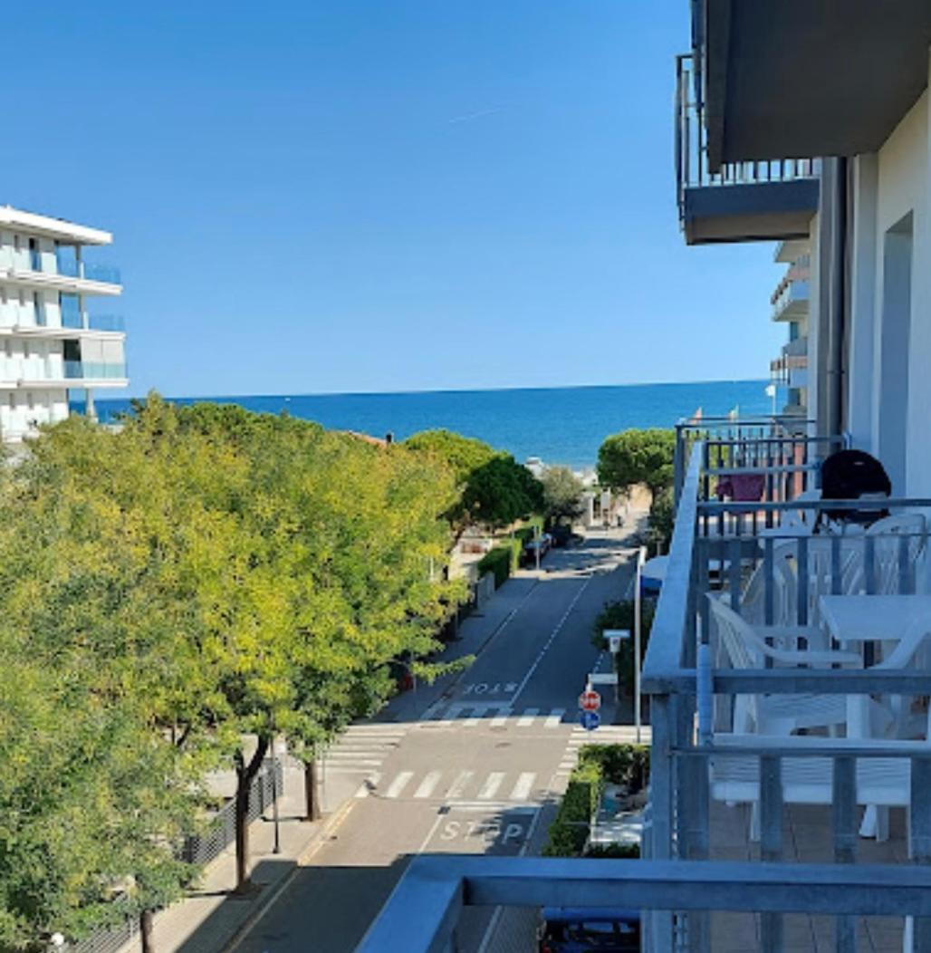 Hotel Trovatore Lido di Jesolo Eksteriør bilde