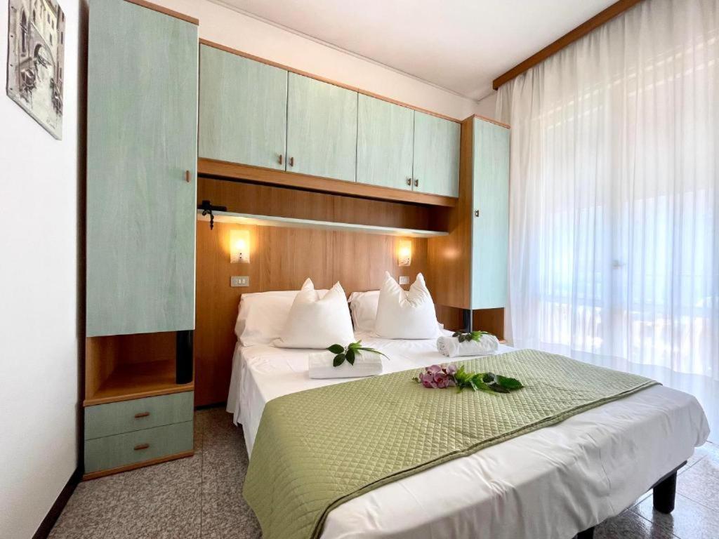 Hotel Trovatore Lido di Jesolo Eksteriør bilde