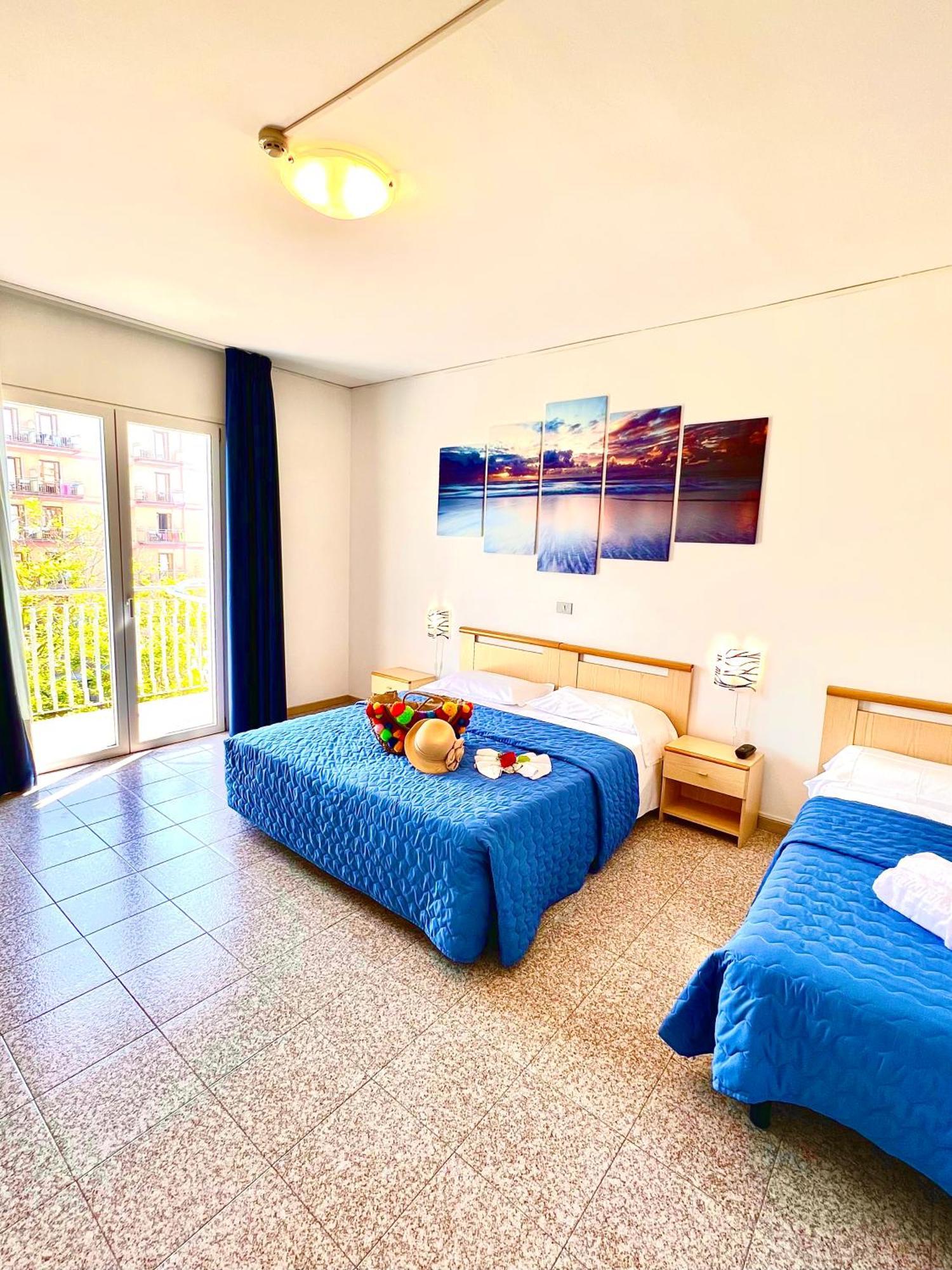 Hotel Trovatore Lido di Jesolo Eksteriør bilde