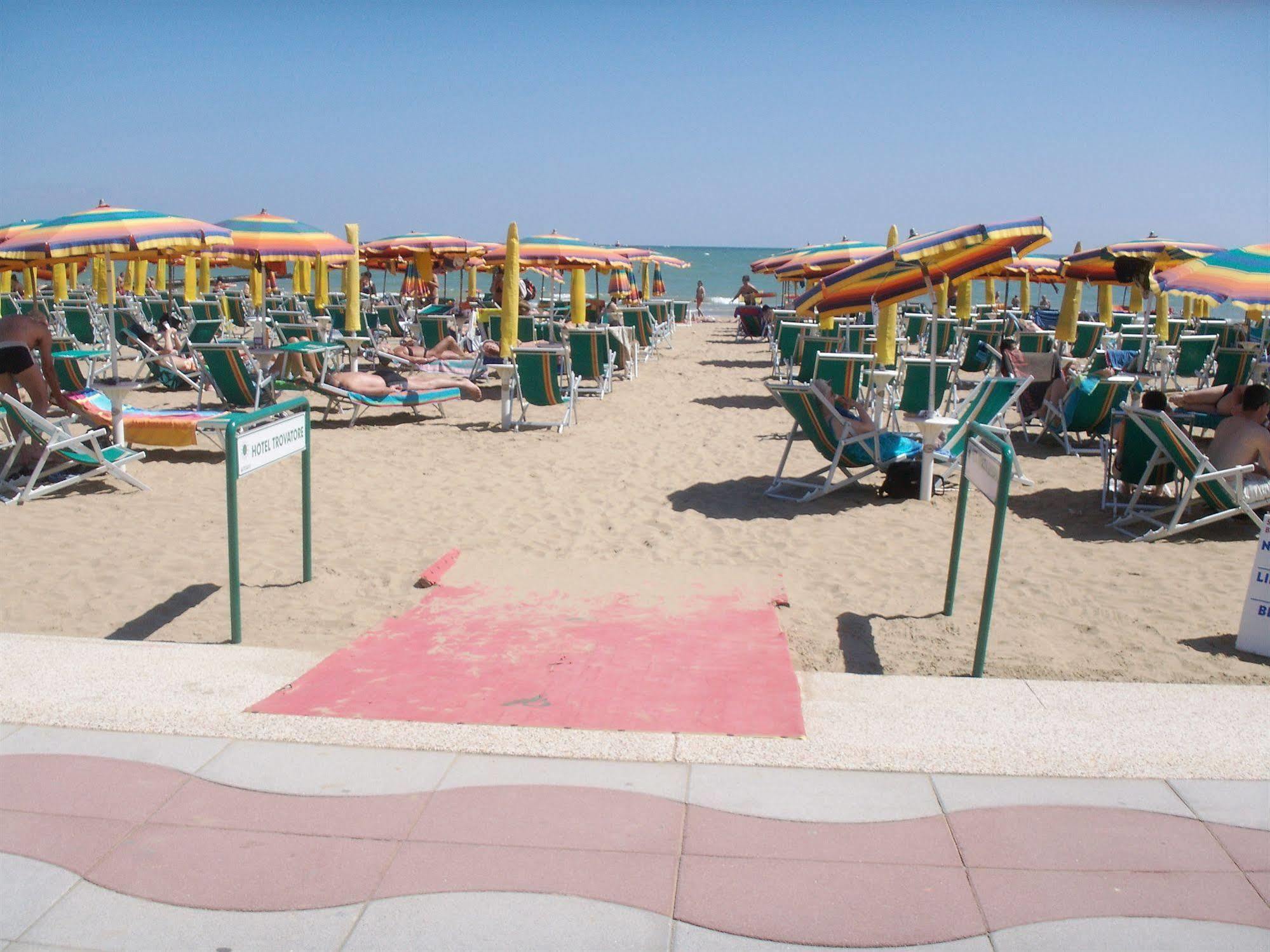 Hotel Trovatore Lido di Jesolo Eksteriør bilde